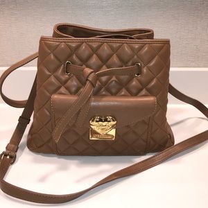 ✨Vintage Moschino Purse✨